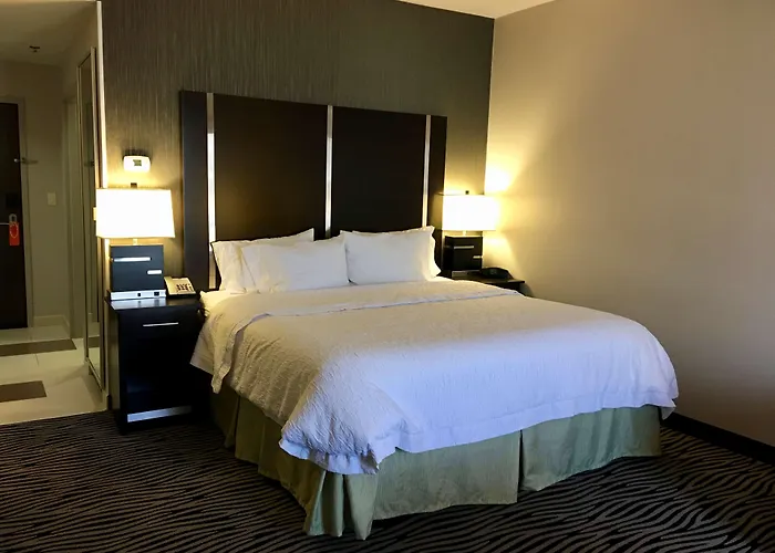 Hampton And Hotel