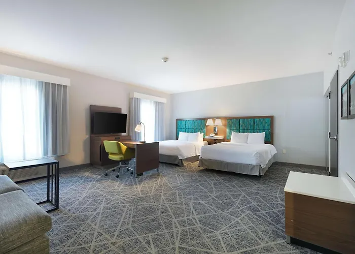Hotel Hampton And