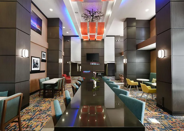 Hampton And Hotel 3*