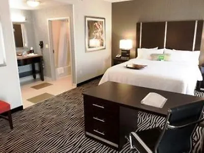 Hotel Hampton And 3*
