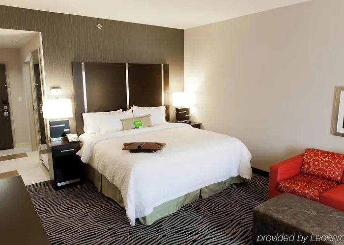 Hampton And 3* Tulsa